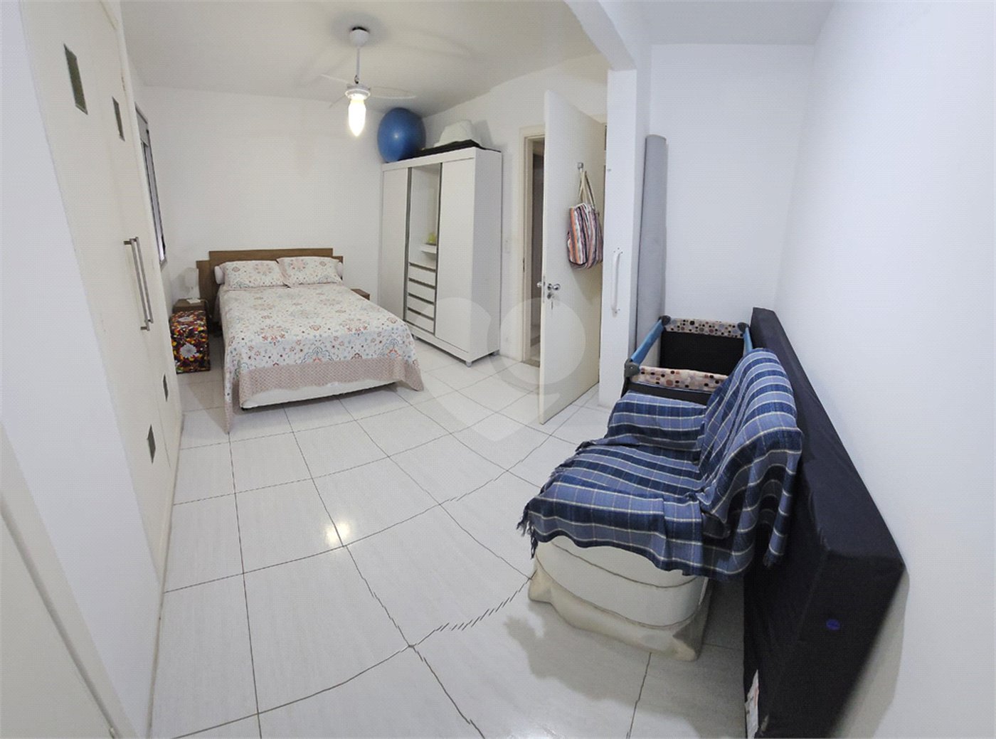 Apartamento à venda com 3 quartos, sendo 1 suíte,  em Vila Mariana, São Paulo, SP