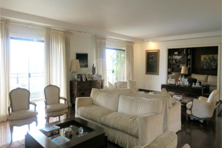 Apartamento à venda com 3 quartos, sendo 2 suítes, em Real Parque, São Paulo, SP