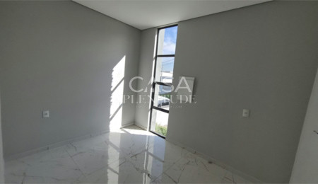 Casa em condomínio à venda com 3 quartos, sendo 1 suíte,  em Horto Florestal, Sorocaba, SP