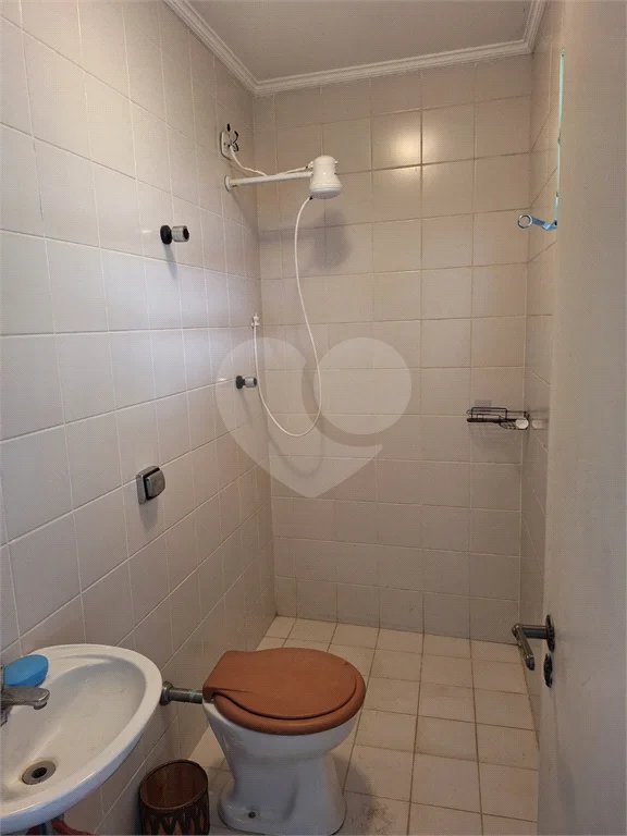 Sobrado à venda com 3 quartos, sendo 1 suíte, em Vila Irmãos Arnoni, São Paulo, SP