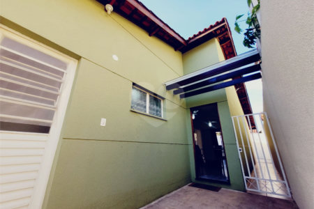 Casa à venda com 2 quartos, sendo 1 suíte, no condomínio Villa das Palmeiras, Indaiatuba - SP