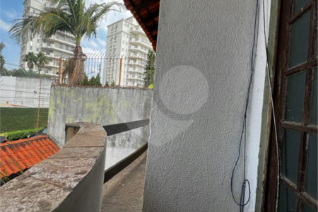 Sobrado à venda com 6 quartos, sendo 4 suítes,  em Vila Oliveira, Mogi das Cruzes, SP