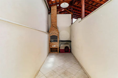 Casa à venda com 3 quartos, sendo 1 suíte,  no condomínio Villa Bella, São Paulo - SP