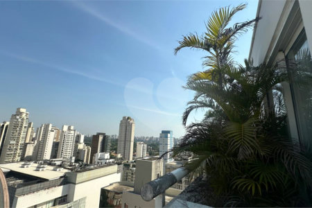 Apartamento à venda com 3 quartos, sendo 2 suítes, em Jardim Paulista, São Paulo, SP