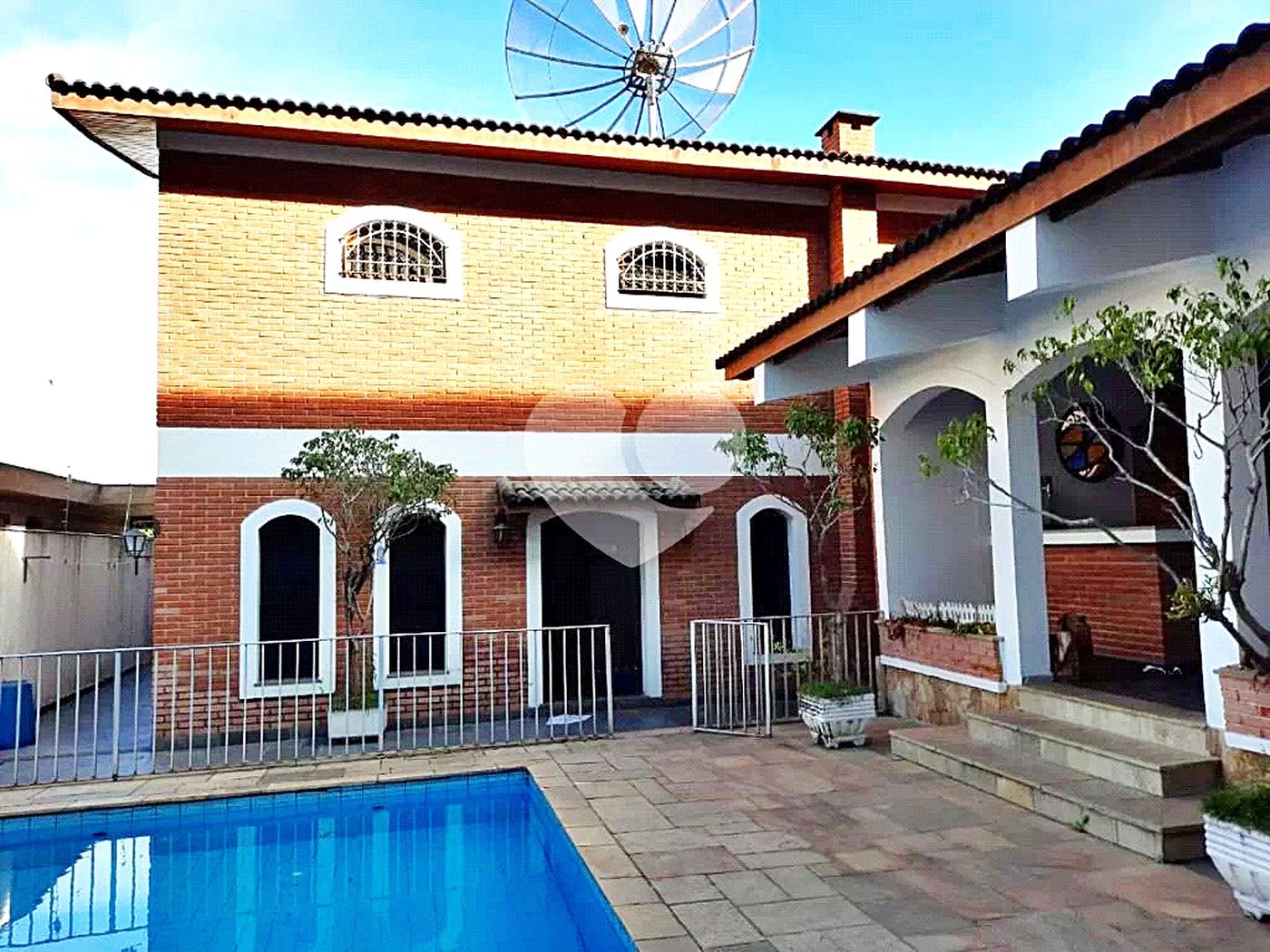 Sobrado à venda com 4 quartos, sendo 2 suítes, em Jardim São Bento, São Paulo, SP