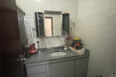 Chácara à venda com 5 quartos, sendo 2 suítes,  em Vila São Paulo, Mogi das Cruzes, SP