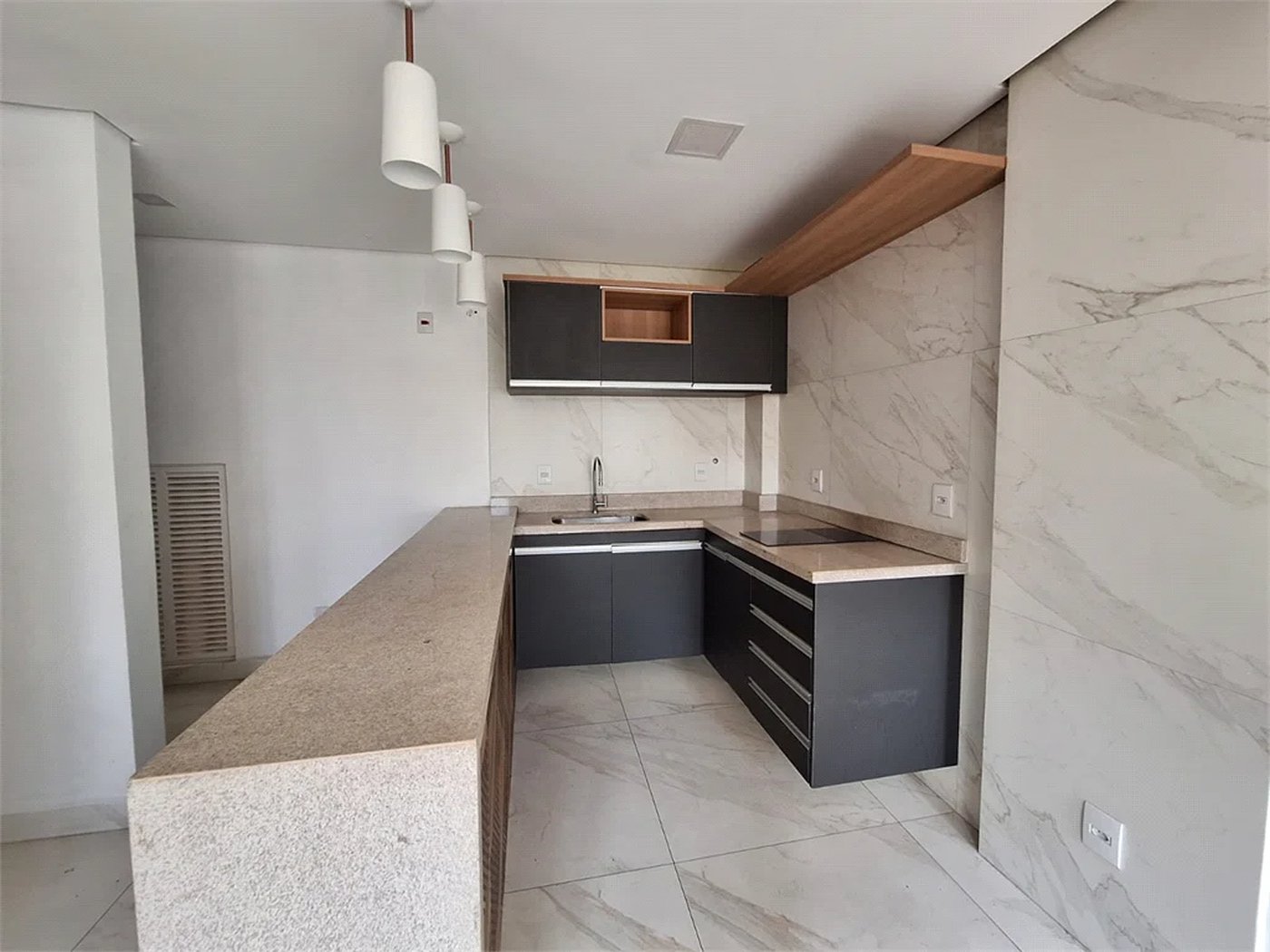 Apartamento à venda com 1 quarto em Jardim das Acácias, São Paulo, SP