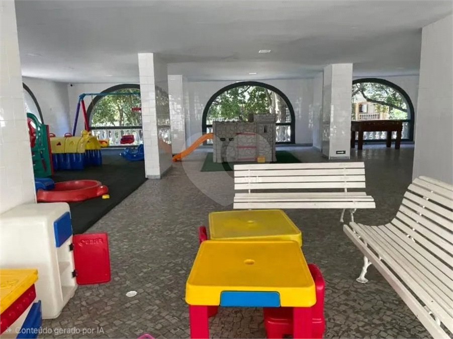 Apartamento à venda com 4 quartos, sendo 1 suíte, em Lagoa, Rio de Janeiro, RJ