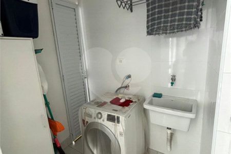 Apartamento à venda com 3 quartos, sendo 1 suíte, em Canto do Forte, Praia Grande, SP