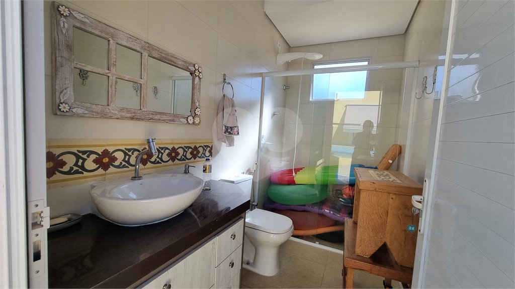 Casa à venda com 3 quartos, sendo 1 suíte,  no condomínio Vivendas do Lago, Sorocaba - SP