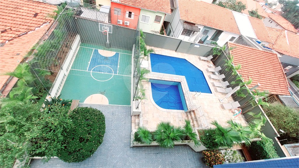 Apartamento à venda com 3 quartos, sendo 1 suíte, em Vila Olímpia, São Paulo, SP