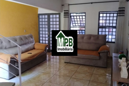 Sobrado à venda com 3 quartos em Jd. Alpes de Sorocaba, Sorocaba, SP