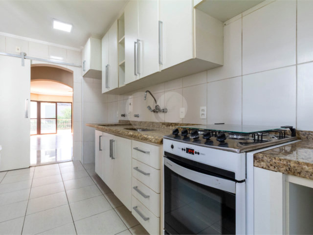 Apartamento à venda com 3 quartos, sendo 1 suíte,  em Brooklin, São Paulo, SP