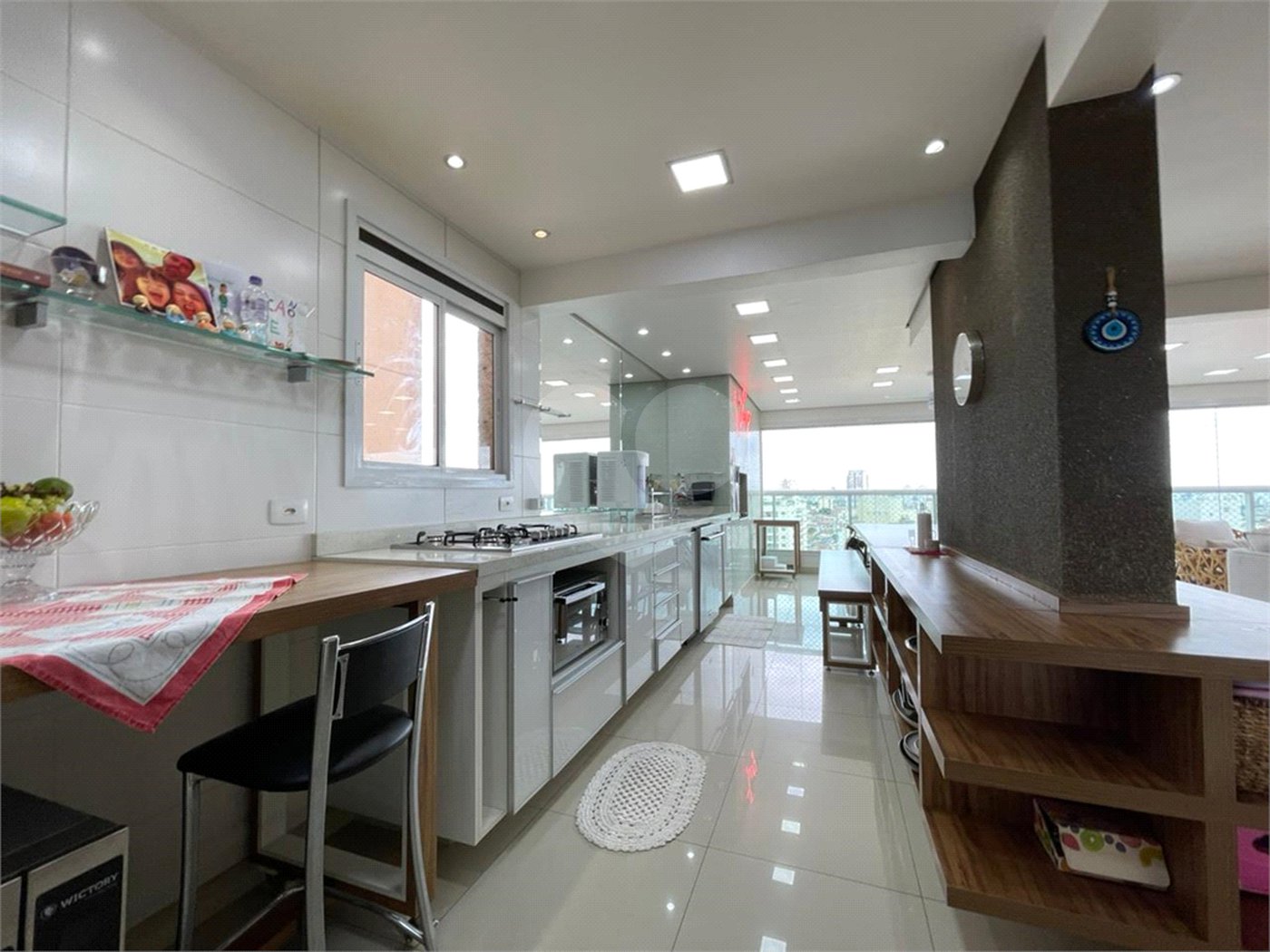 Apartamento à venda com 3 suítes em Santa Teresinha, São Paulo, SP