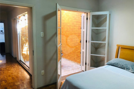 Casa Térrea à venda com 3 quartos, sendo 1 suíte,  em Vila Industrial, Mogi das Cruzes, SP