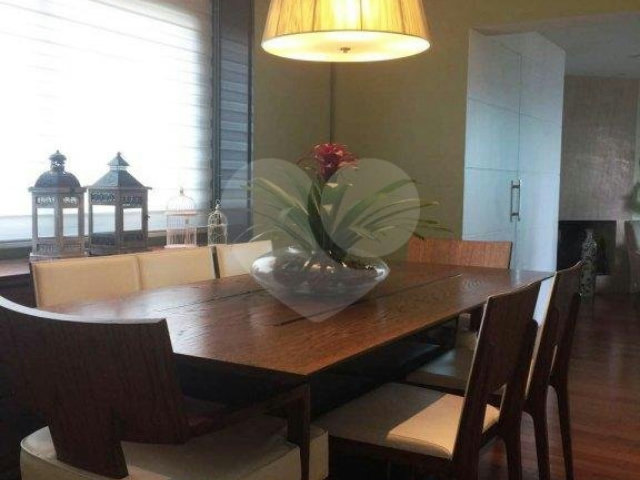 Apartamento à venda com 3 suítes em Santana, São Paulo, SP
