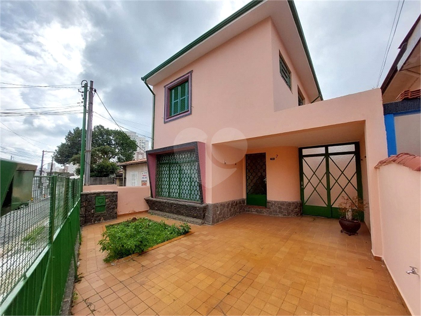 Sobrado à venda com 3 quartos em Vila Gumercindo, São Paulo, SP