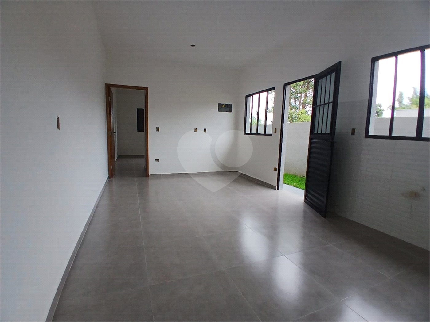 Casa à venda com 2 suítes em Jardim São Felipe, Atibaia, SP