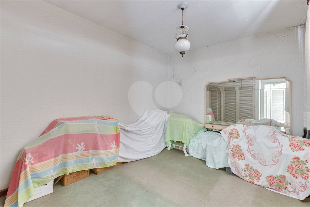 Sobrado à venda com 5 quartos, sendo 2 suítes, em Brooklin, São Paulo, SP
