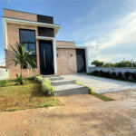 Casa à venda com 3 quartos, sendo 1 suíte, no condomínio Jardim Residencial Villagio Ipanema I, Sorocaba - SP