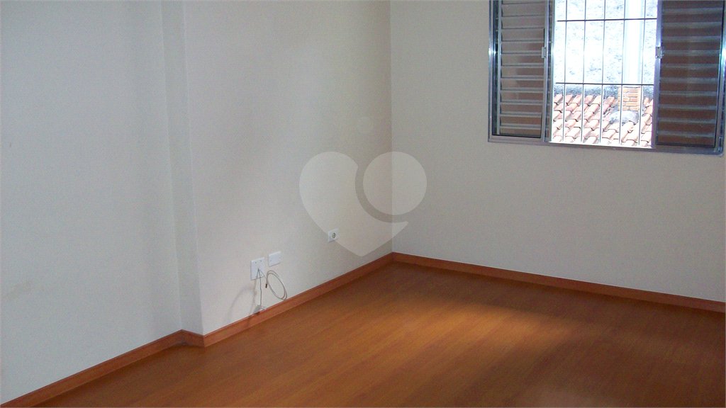 Sobrado à venda com 2 quartos em Conjunto Residencial Vista Verde, São Paulo, SP