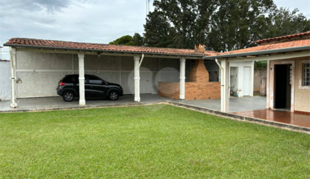Chácara à venda com 3 quartos, sendo 1 suíte,  em João Jabour, Salto, SP