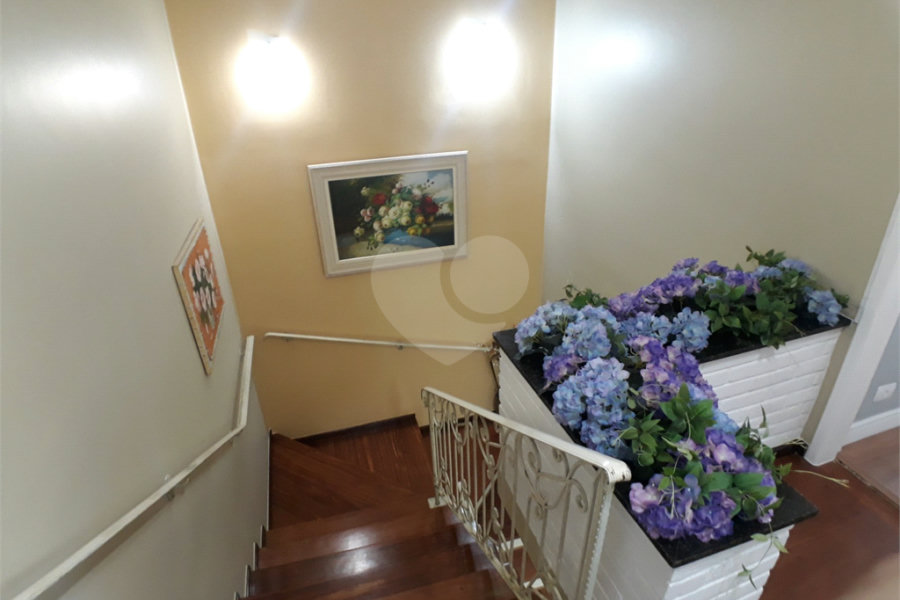 Sobrado à venda com 3 suítes em Horto Florestal, São Paulo, SP