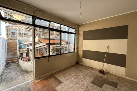 Sobrado à venda com 4 quartos em Vila Paulicéia, São Paulo, SP