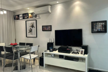 Apartamento à venda com 3 quartos, sendo 1 suíte,  em Jardim Caboré, São Paulo, SP
