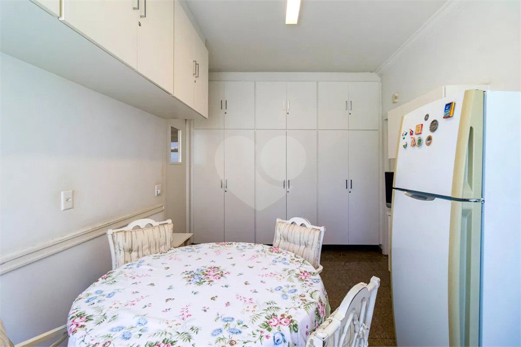 Apartamento à venda com 4 quartos, sendo 2 suítes, em Real Parque, São Paulo, SP