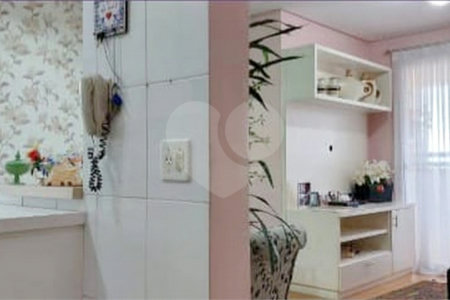 Apartamento à venda com 3 quartos, sendo 1 suíte,  em Vila Vermelha, São Paulo, SP