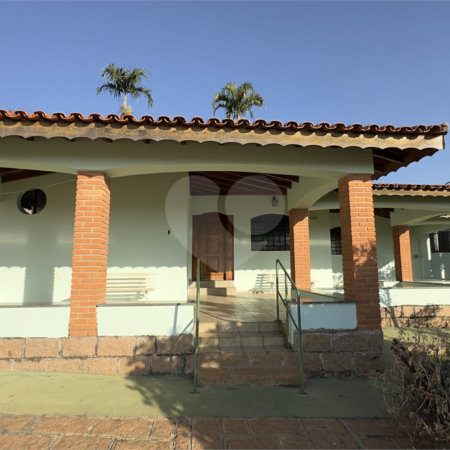 Casa à venda ou para alugar com 2 quartos, sendo 1 suíte, no condomínio Acmti - Colinas do Mosteiro, Terras de Itaici e Recanto dos Pássaros, Indaiatuba - SP