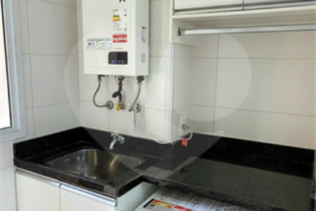 Apartamento à venda com 3 quartos, sendo 1 suíte, no Centro, São Bernardo do Campo, SP
