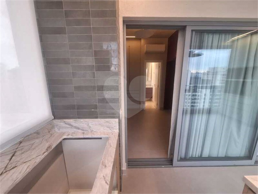 Apartamento à venda com 1 suíte em Moema, São Paulo, SP