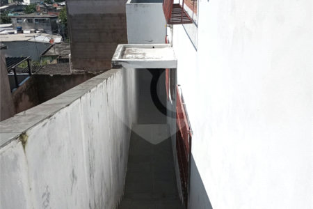 Casa à venda com 3 quartos, sendo 2 suítes, em Jardim Maria Duarte, São Paulo, SP