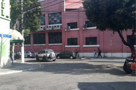 Casa à venda com 2 quartos em Lapa de Baixo, São Paulo, SP