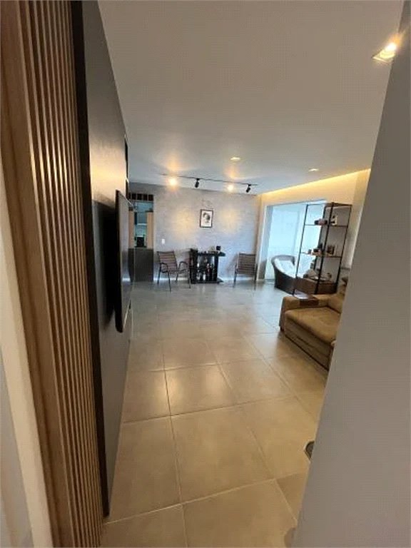 Apartamento à venda com 2 quartos, sendo 1 suíte, em Jardim Caboré, São Paulo, SP