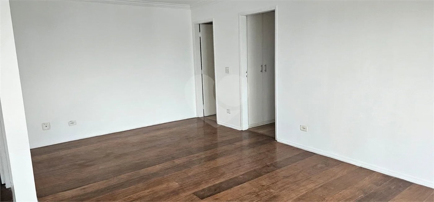 Apartamento à venda com 4 quartos, sendo 1 suíte,  em Jardim Ampliação, São Paulo, SP