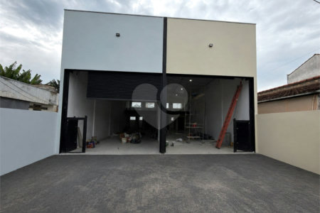 Salão Comercial para alugar em Alvinópolis, Atibaia, SP
