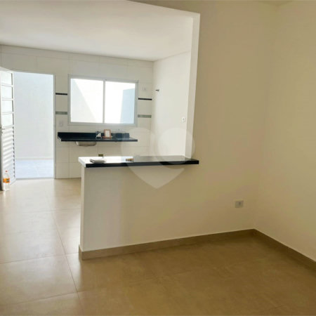 Sobrado à venda com 3 quartos, sendo 1 suíte,  em Vila Tiradentes, São Paulo, SP