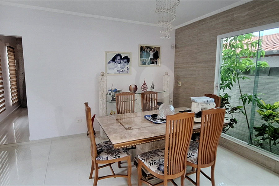 Casa à venda com 3 quartos, sendo 1 suíte, em Vila Dom Pedro Ii, São Paulo, SP