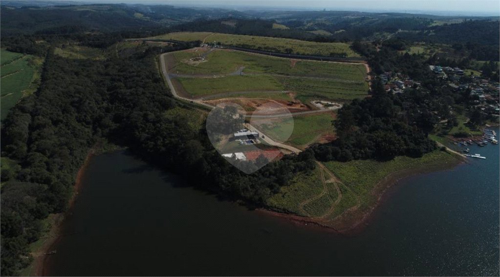 Terreno à venda no condomínio Le Portier Nautic Residence, Piedade - SP