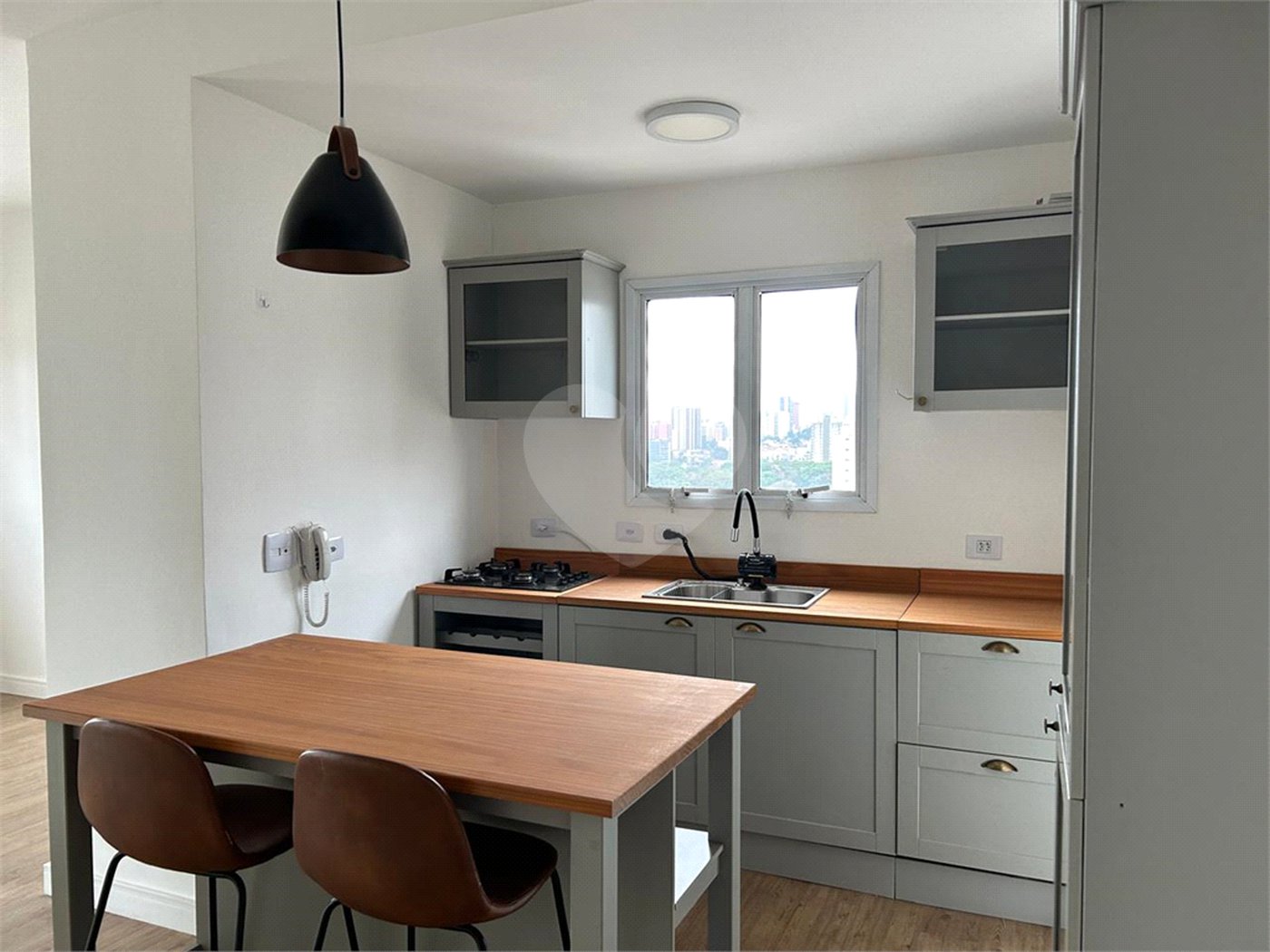 Apartamento à venda com 2 suítes em Pinheiros, São Paulo, SP