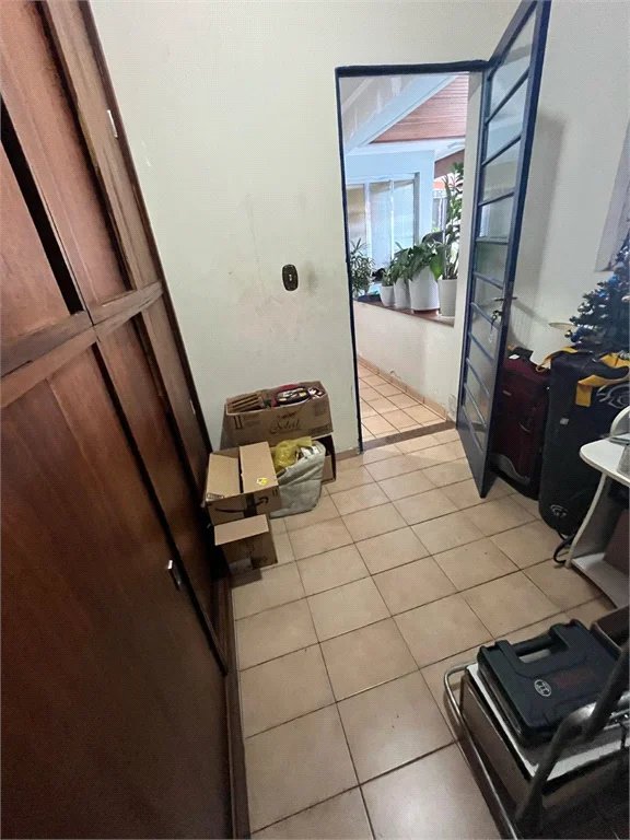 Casa à venda com 3 quartos, sendo 1 suíte,  em Jardim Casablanca, São Paulo, SP