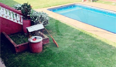 Casa à venda com 4 quartos, sendo 1 suíte,  em Loteamento Rancho Maringá II, Atibaia, SP