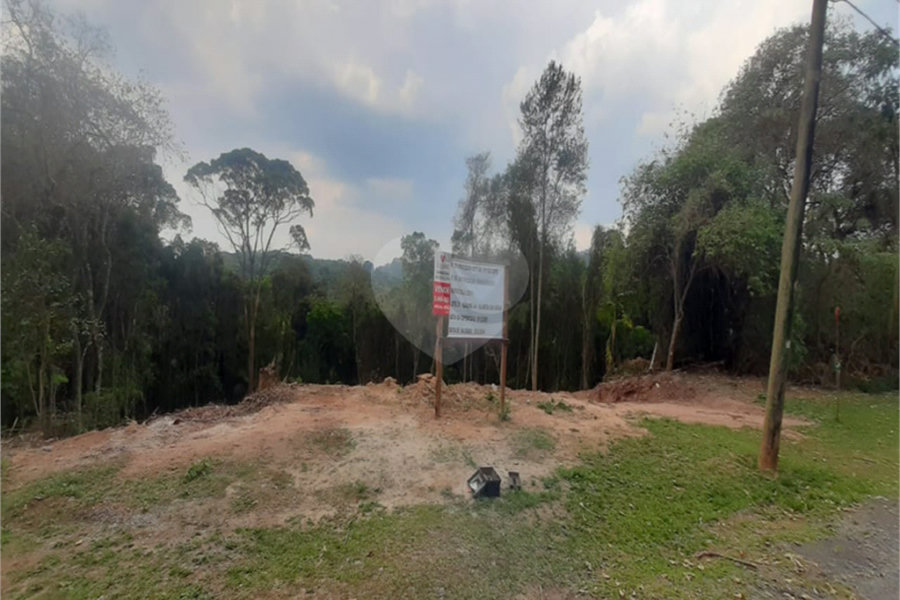 Terreno à venda no condomínio Alpes da Cantareira, Mairiporã - SP