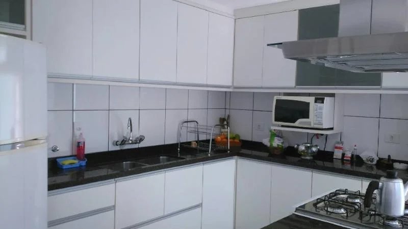 Casa à venda com 3 suítes em Jardim Jussara, São Paulo, SP