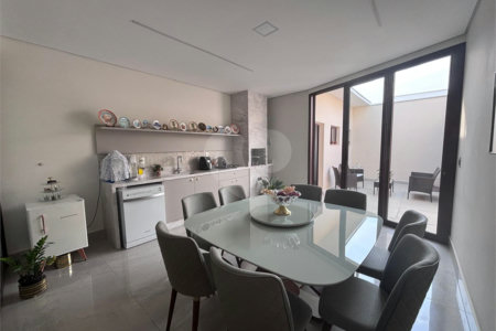 Casa à venda com 2 quartos, sendo 1 suíte, no condomínio Horizontes de Sorocaba, Sorocaba - SP
