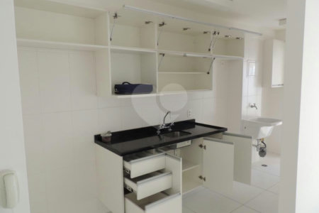 Apartamento à venda com 2 quartos, sendo 1 suíte, em Água Branca, São Paulo, SP