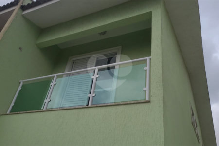 Casa à venda com 2 suítes, em Cidade Nova Arujá, Arujá, SP